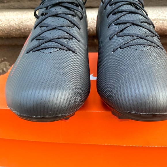Nike Vapor 13 Academy FG/MG Soccer Cleats - (AT5269 060) size 9.5 NWT - Picture 6 of 11